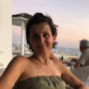 Meet your Posher, Caroline